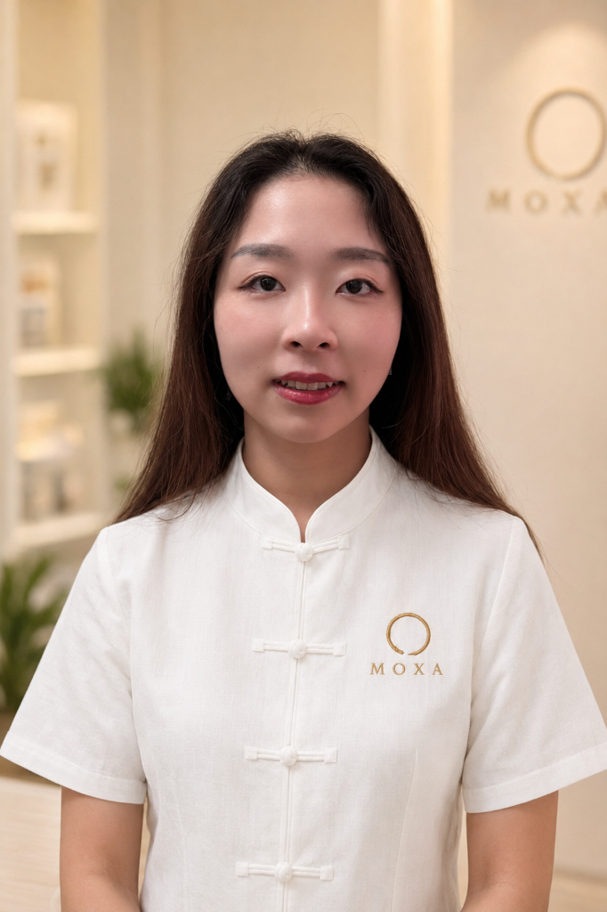 Queenie Zhang — Foot Massage & Reflexology Practitioner at Moxa Wellness Toronto